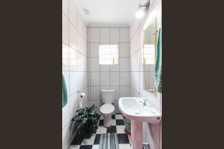 Casa à venda com 450m², 5 quartos e 3 vagas Casa à venda com 450m², 5 quartos e 3 vagasLavabo