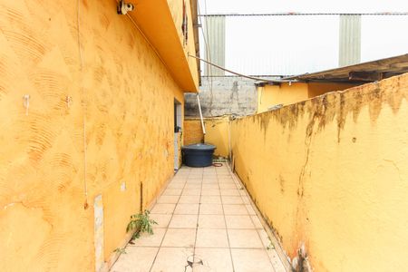 Casa à venda com 450m², 5 quartos e 3 vagas Casa à venda com 450m², 5 quartos e 3 vagasCorredor Externo