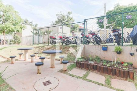 Apartamento à venda com 42m², 2 quartos e sem vagaÁrea Comum 