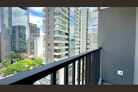 Sacada de kitnet/studio à venda com 1 quarto, 25m² em Pinheiros, São Paulo