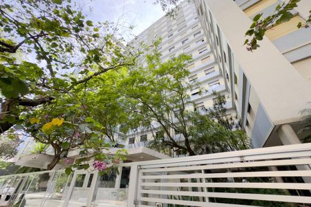 Apartamento para alugar com 180m², 3 quartos e 1 vagaFachada