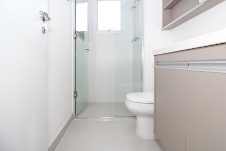 Apartamento à venda com 105m², 3 quartos e 2 vagas Apartamento à venda com 105m², 3 quartos e 2 vagasBanheiro