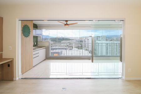 Apartamento à venda com 105m², 3 quartos e 2 vagas Apartamento à venda com 105m², 3 quartos e 2 vagasSala
