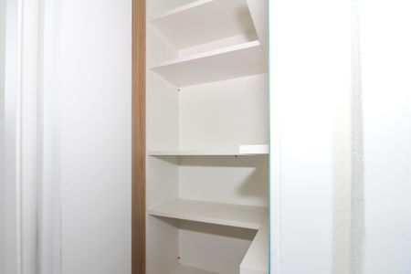 Apartamento à venda com 105m², 3 quartos e 2 vagas Apartamento à venda com 105m², 3 quartos e 2 vagasÁrea de Serviço