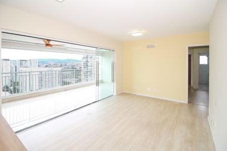 Apartamento à venda com 105m², 3 quartos e 2 vagas Apartamento à venda com 105m², 3 quartos e 2 vagasSala