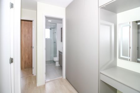 Apartamento à venda com 105m², 3 quartos e 2 vagas Apartamento à venda com 105m², 3 quartos e 2 vagasHall