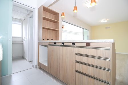 Apartamento à venda com 105m², 3 quartos e 2 vagas Apartamento à venda com 105m², 3 quartos e 2 vagasCozinha