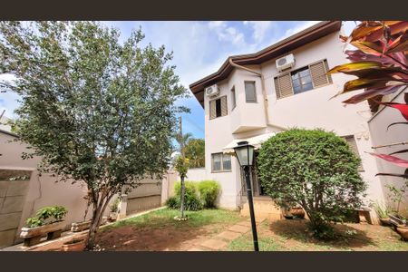 Casa à venda com 260m², 4 quartos e 5 vagasJardim
