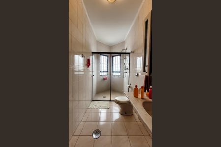 Casa à venda com 260m², 4 quartos e 5 vagasBanheiro Social