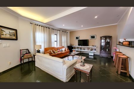 Sala de casa à venda com 4 quartos, 260m² em Cidade Universitária, Campinas
