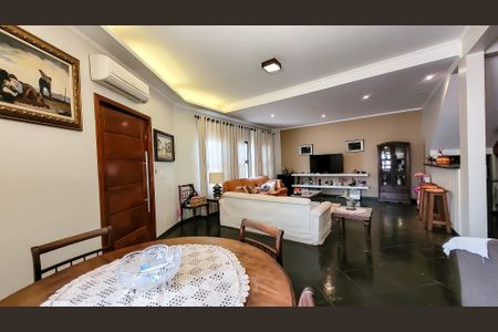 Sala de casa à venda com 4 quartos, 260m² em Cidade Universitária, Campinas