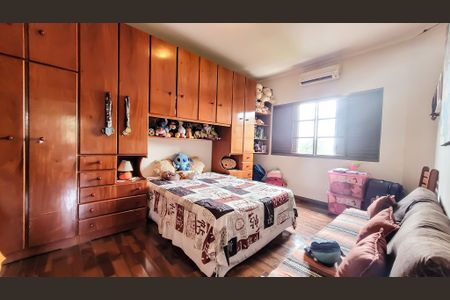 Casa à venda com 260m², 4 quartos e 5 vagasQuarto 1