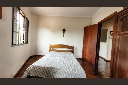 Casa à venda com 260m², 4 quartos e 5 vagasQuarto 2