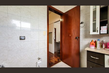 Casa à venda com 260m², 4 quartos e 5 vagasBanheiro Suite 