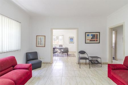 Casa à venda com 3 quartos, 209m² em Vila Mariana, São Paulo