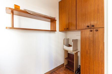 Apartamento para alugar com 120m², 3 quartos e sem vagaQuarto de Serviço