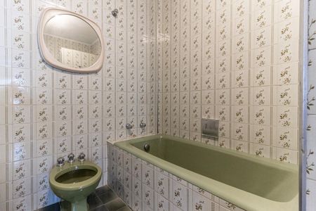 Apartamento para alugar com 120m², 3 quartos e sem vagaBanheiro