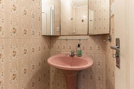 Apartamento para alugar com 120m², 3 quartos e sem vagaLavabo