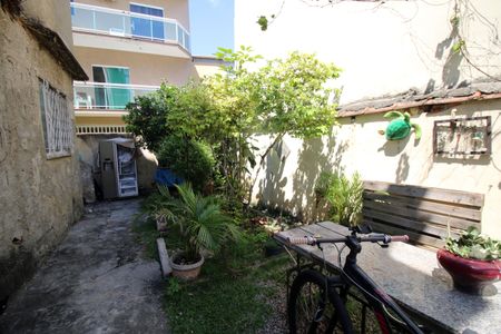 Casa para alugar com 84m², 3 quartos e sem vagaQuintal