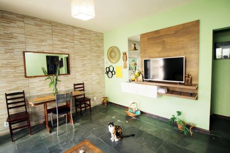 Sala de casa para alugar com 3 quartos, 84m² em Irajá, Rio de Janeiro