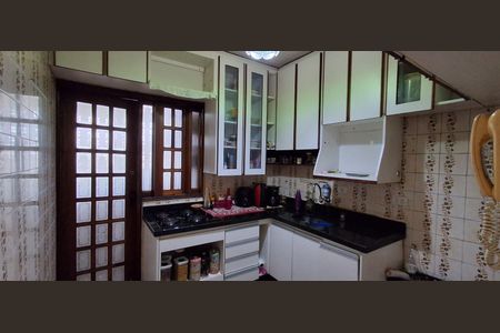 Apartamento à venda com 76m², 3 quartos e sem vagaCozinha 