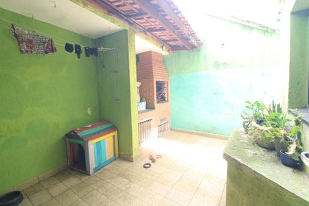 Casa à venda com 125m², 3 quartos e 2 vagasChurrasqueira