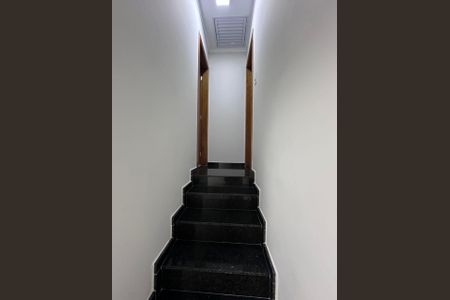 Casa à venda com 2 quartos, 135m² em Campestre, Santo André