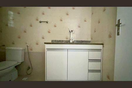 Banheiro de apartamento para alugar com 2 quartos, 96m² em Pinheiros, São Paulo