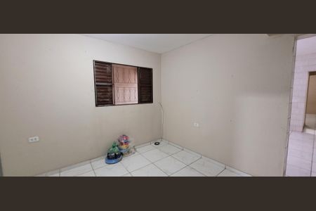 Sala de casa para alugar com 1 quarto, 100m² em Cidade Kemel, Itaquaquecetuba