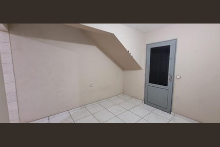 Sala de casa para alugar com 1 quarto, 100m² em Cidade Kemel, Itaquaquecetuba
