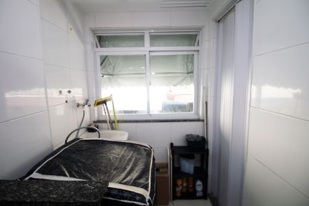 Apartamento à venda com 83m², 3 quartos e 1 vagaÁrea de Serviço