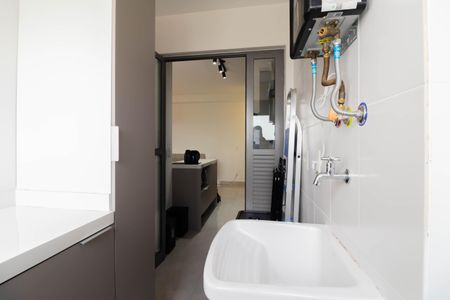 Apartamento à venda com 64m², 2 quartos e 1 vaga Apartamento à venda com 64m², 2 quartos e 1 vagaÁrea de Serviço