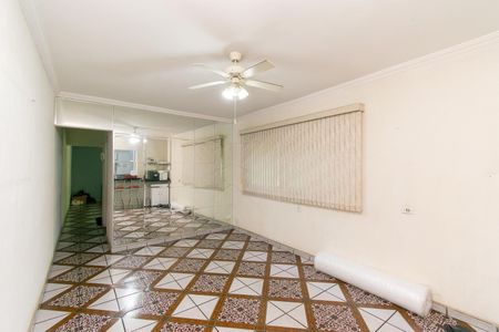 Casa para alugar com 250m², 3 quartos e 2 vagasCozinha- Copa