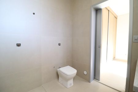 Casa para alugar com 233m², 3 quartos e 3 vagasBanheiro do Quarto 2