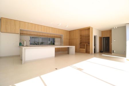 Casa para alugar com 233m², 3 quartos e 3 vagasSala/Cozinha