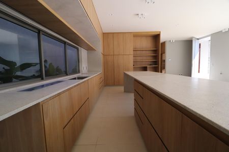 Casa para alugar com 233m², 3 quartos e 3 vagasSala/Cozinha