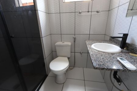 Casa de condomínio para alugar com 76m², 2 quartos e 1 vagaBanheiro