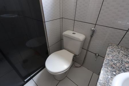 Casa de condomínio para alugar com 76m², 2 quartos e 1 vagaBanheiro