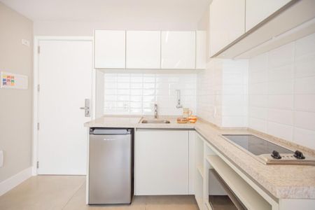 Foto 03 de kitnet/studio à venda com 1 quarto, 36m² em Pinheiros, São Paulo