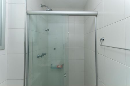 Apartamento para alugar com 68m², 2 quartos e 1 vaga Apartamento para alugar com 68m², 2 quartos e 1 vagaBanheiro do quarto 1 Suíte