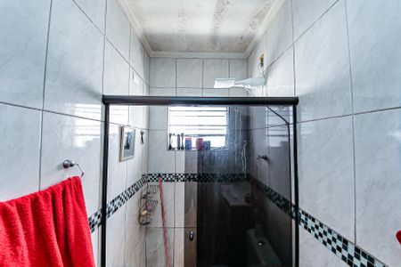 Banheiro de casa à venda com 2 quartos, 125m² em Jardim Elba, São Paulo