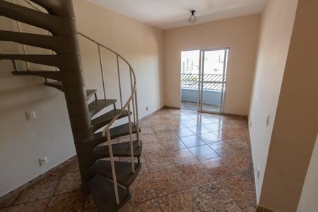 SALA de apartamento para alugar com 3 quartos, 100m² em Vila Itapura, Campinas