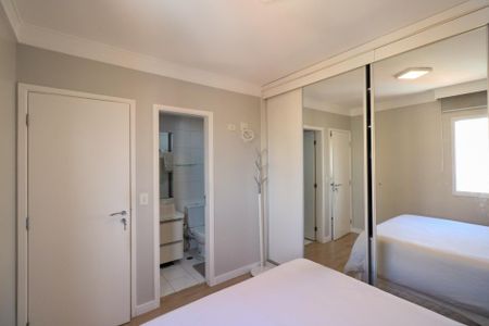 Apartamento à venda com 89m², 3 quartos e 2 vagas Apartamento à venda com 89m², 3 quartos e 2 vagasSuíte