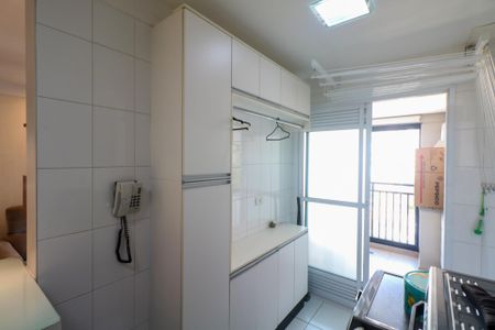 Apartamento à venda com 89m², 3 quartos e 2 vagas Apartamento à venda com 89m², 3 quartos e 2 vagasÁrea de Serviço