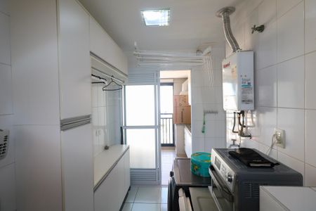 Apartamento à venda com 89m², 3 quartos e 2 vagas Apartamento à venda com 89m², 3 quartos e 2 vagasÁrea de Serviço
