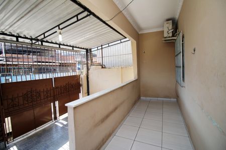 Apartamento à venda com 100m², 3 quartos e 1 vagaVaranda