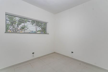 Casa para alugar com 80m², 2 quartos e sem vaga