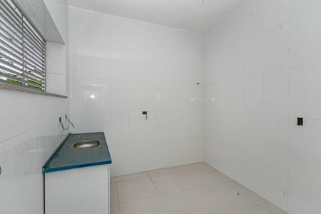 Casa para alugar com 80m², 2 quartos e sem vaga