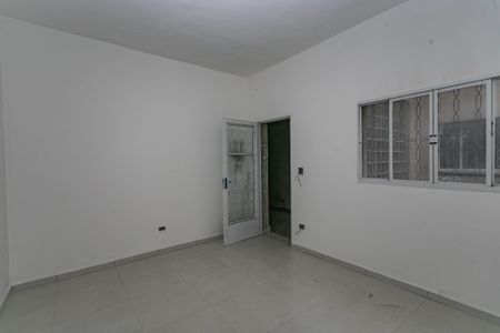 Casa para alugar com 80m², 2 quartos e sem vaga