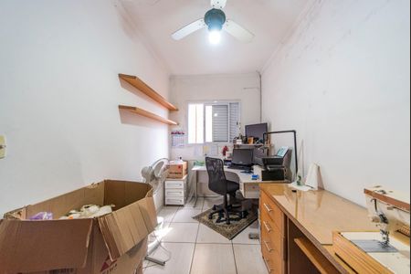 Casa para alugar com 130m², 3 quartos e 2 vagasQuarto 2